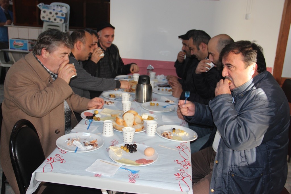 BEYGÜMDER üyeleri kahvaltıda buluştu 4