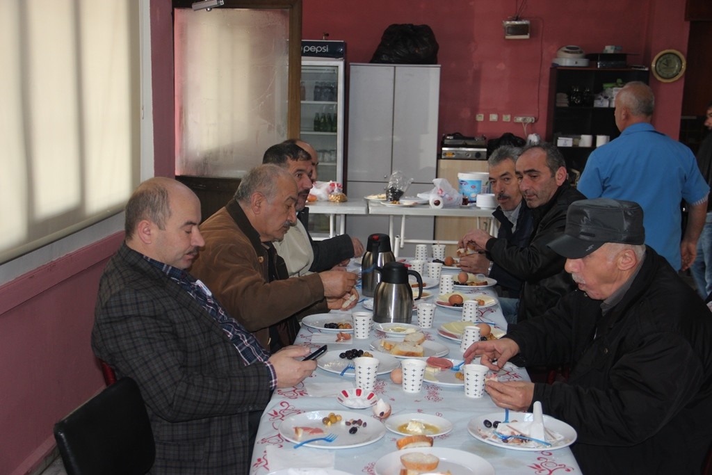 BEYGÜMDER üyeleri kahvaltıda buluştu 6