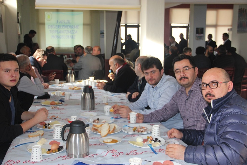 BEYGÜMDER üyeleri kahvaltıda buluştu 13