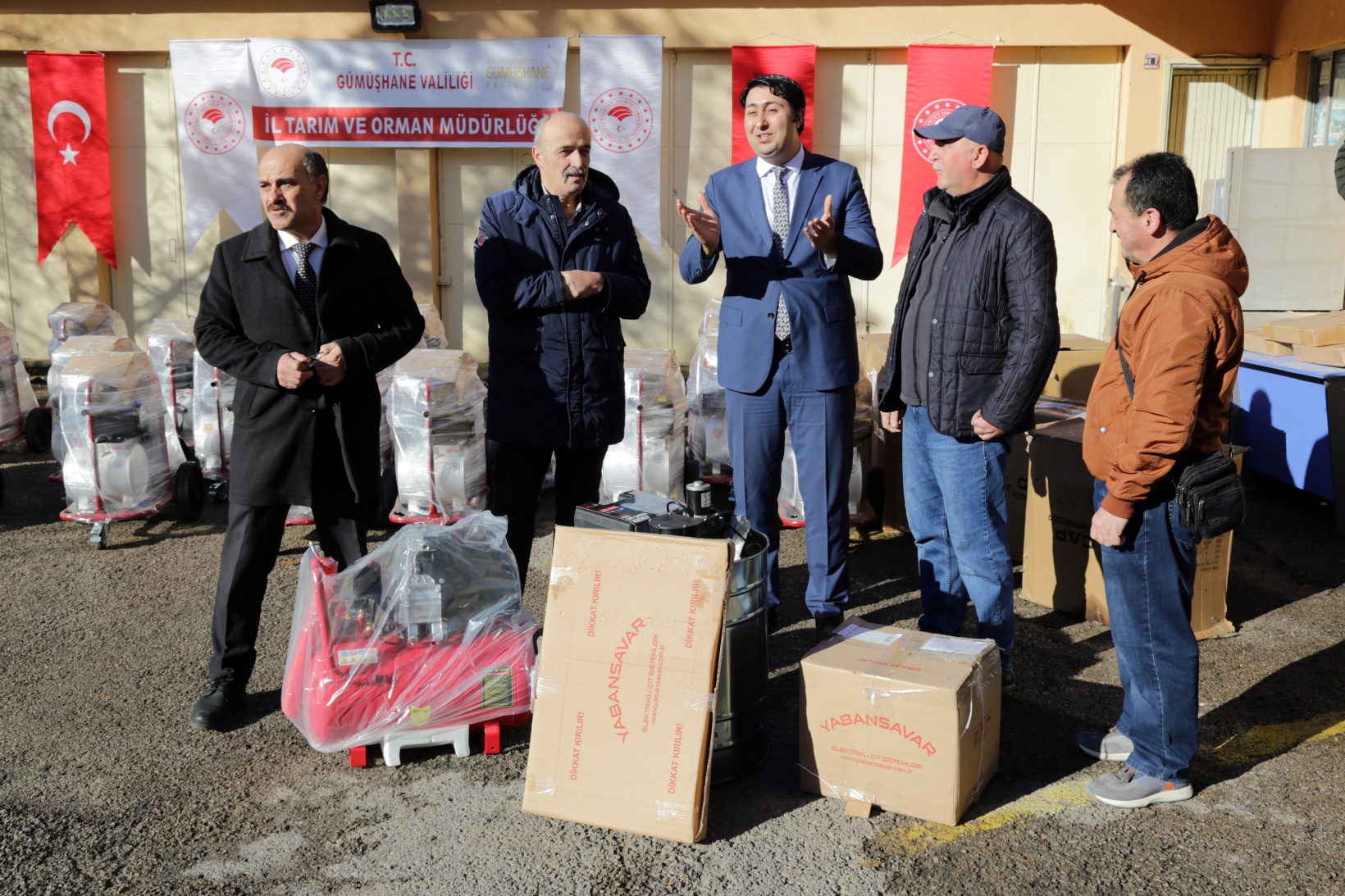 Gümüşhane'de üreticilere makine ve teçhizat desteği 9