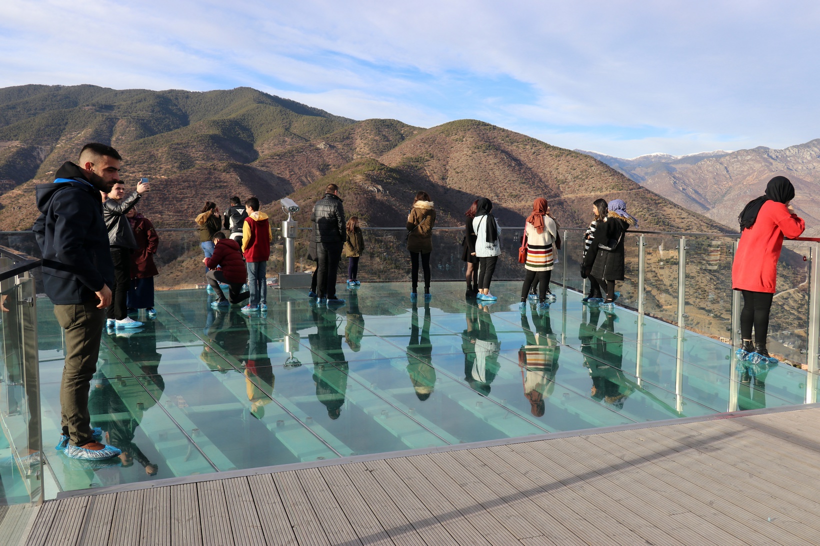 Buraya çıkmak yürek istiyor 4