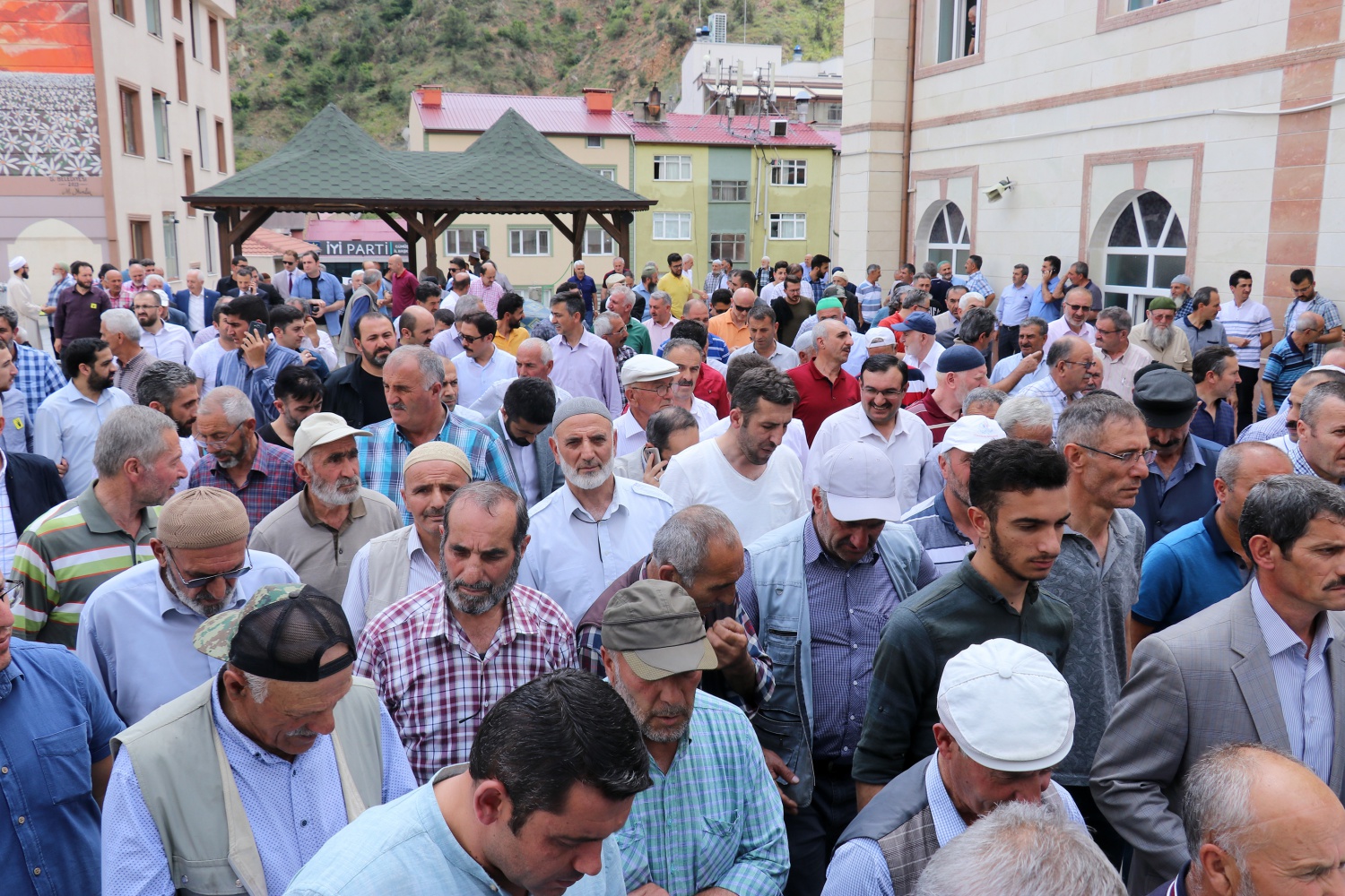 Gümüşhane’de Mursi için gıyabi cenaze namazı kılındı 11