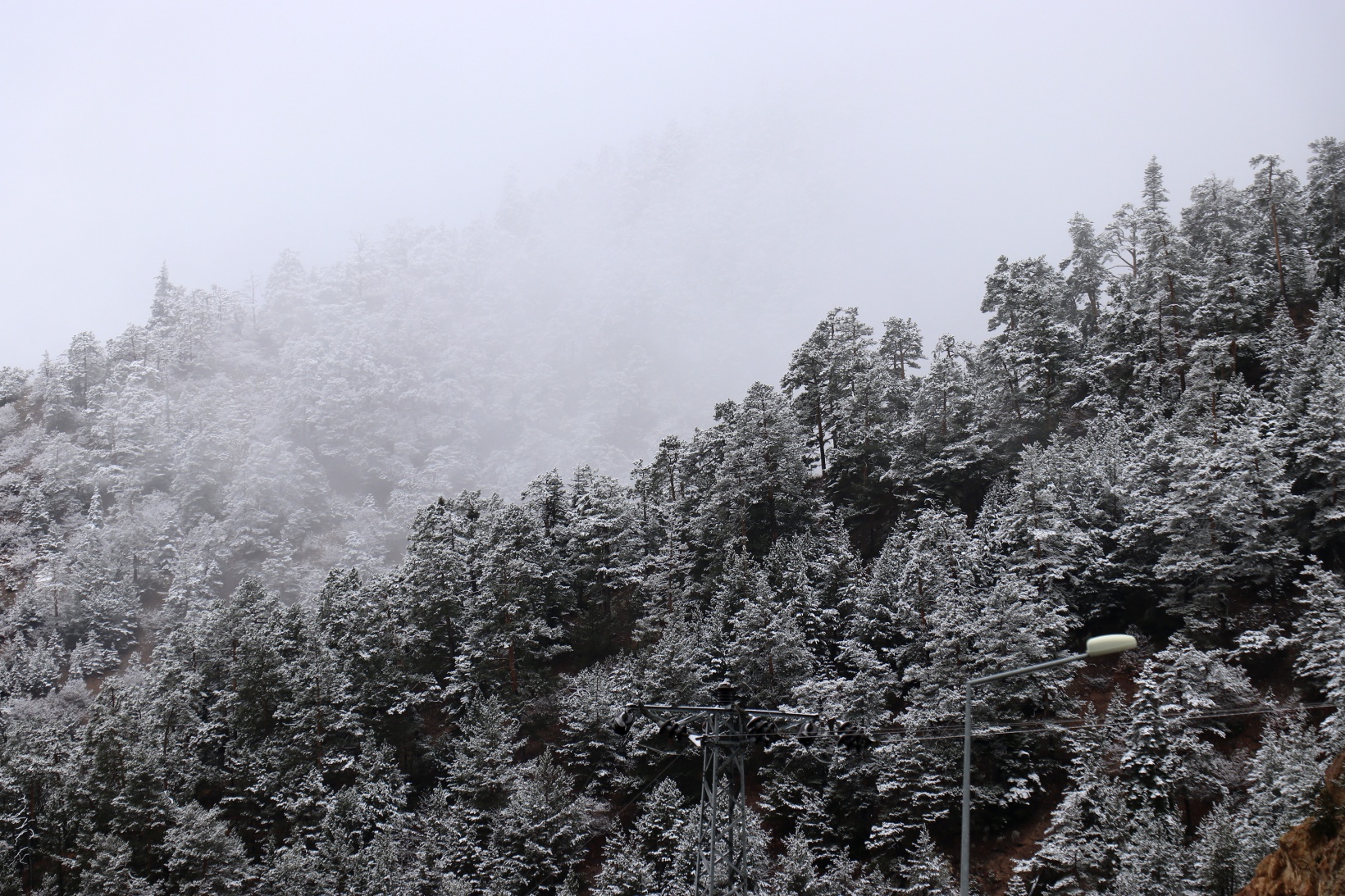 Zigana Dağı beyaz gelinliğini giydi 18