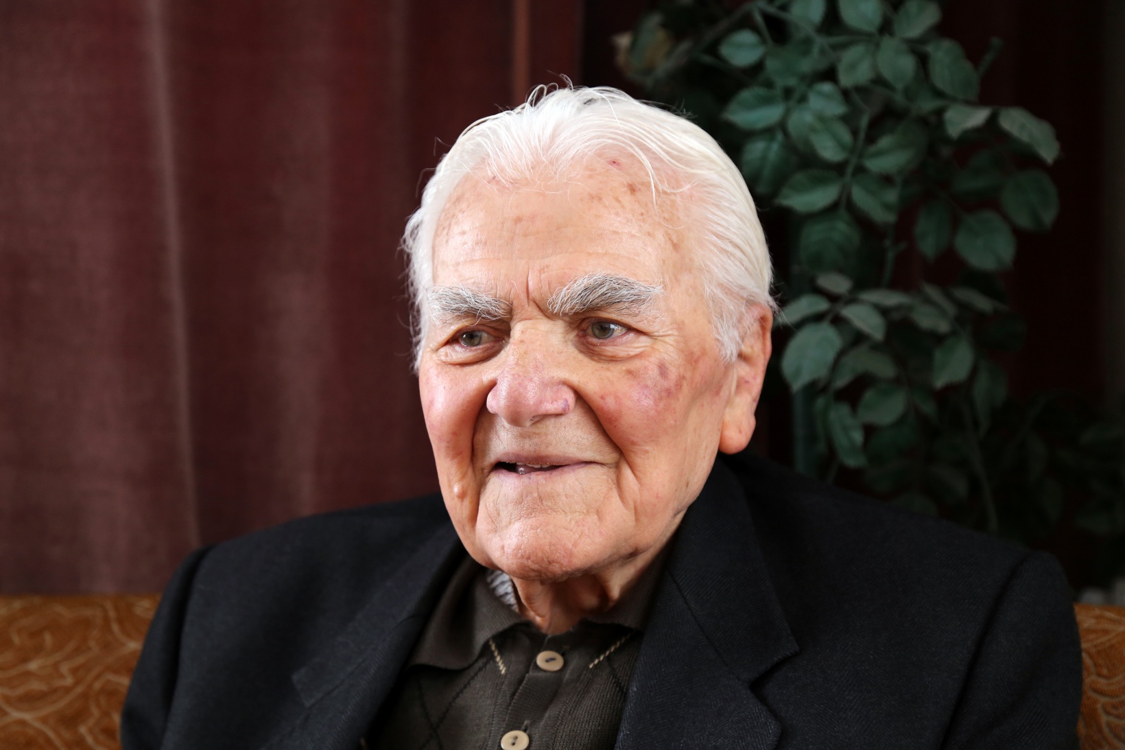 Türkiye’nin ilk resmi köy hekimi: Hicabi Karaman 5