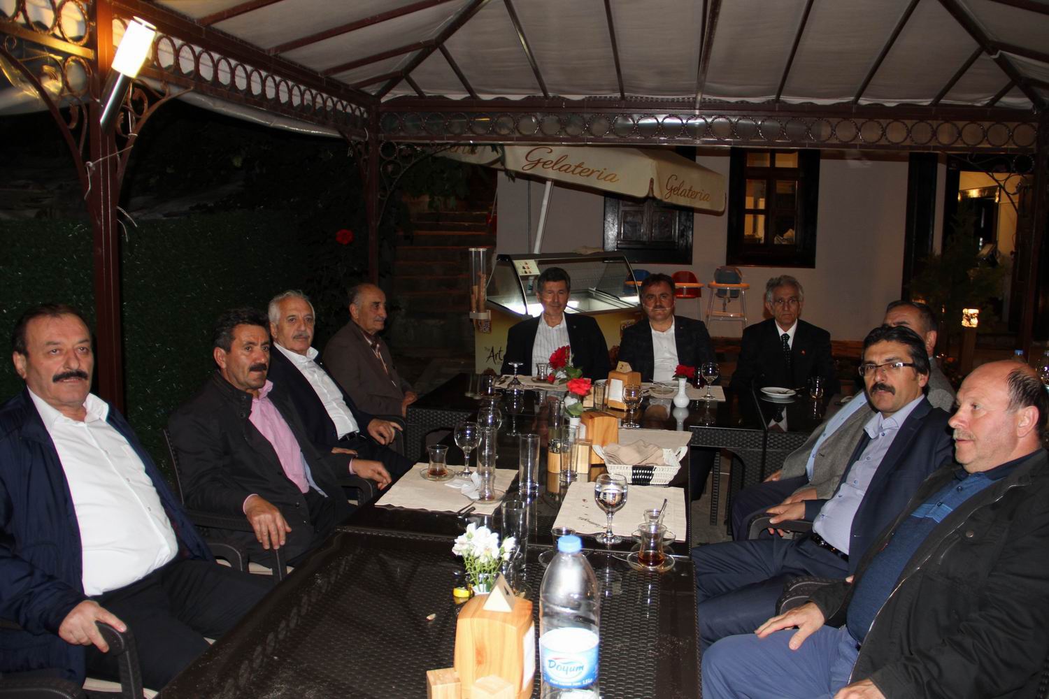 Öztürk’ten iftar programı 4