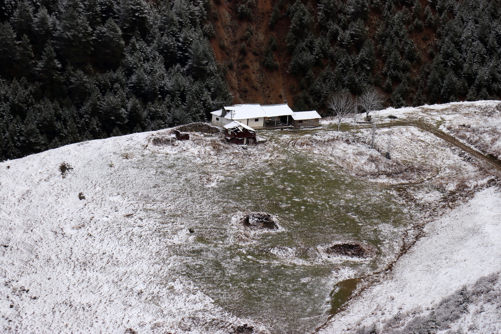 Zigana Dağı beyaz gelinliğini giydi 12