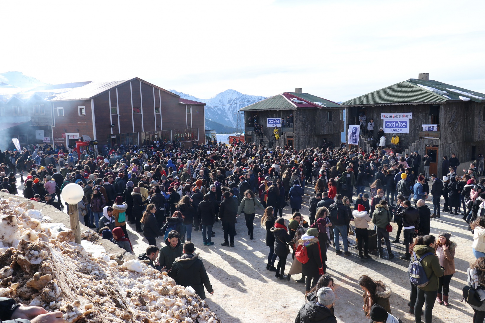 Zigana kayak merkezinde araç park edecek yer kalmadı 14