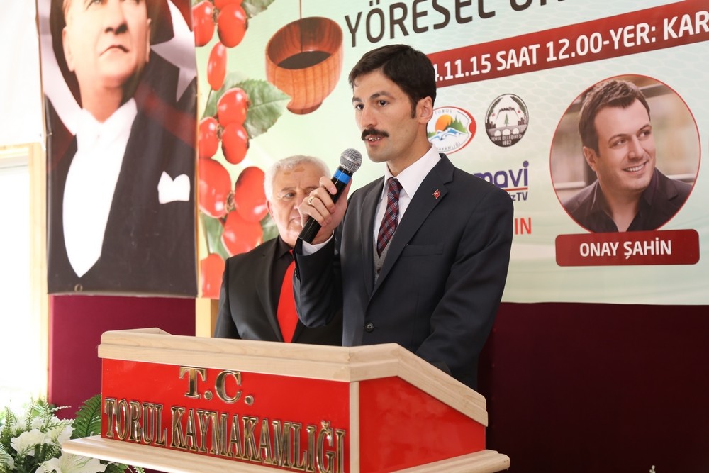 Torul’da 1. Kuşburnu ve Pekmez Şenliği düzenlendi 5