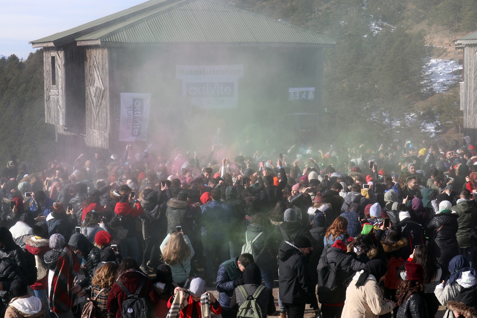 Zigana kayak merkezinde araç park edecek yer kalmadı 19