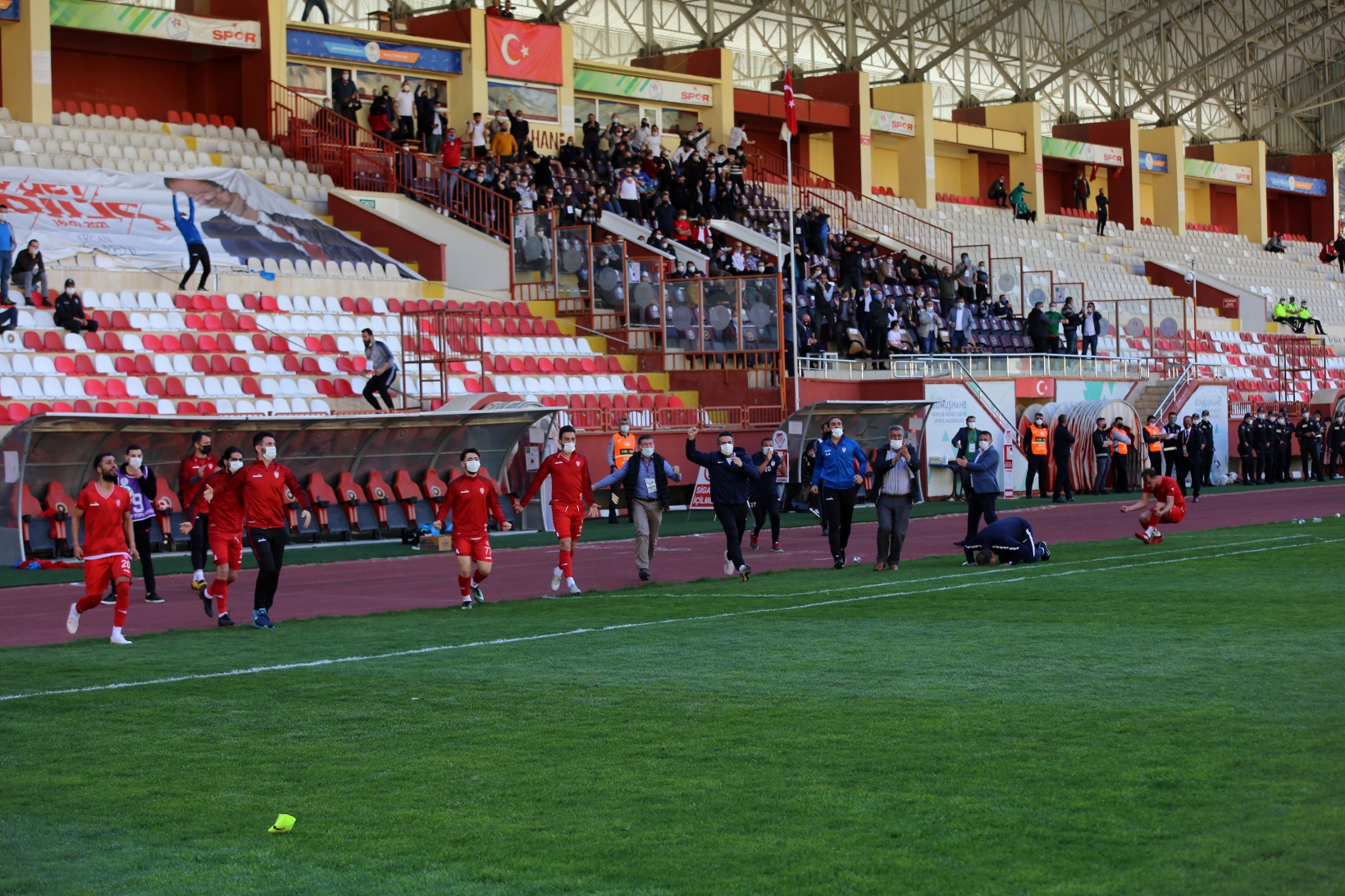 Gümüş umutlandı: 1-0 20