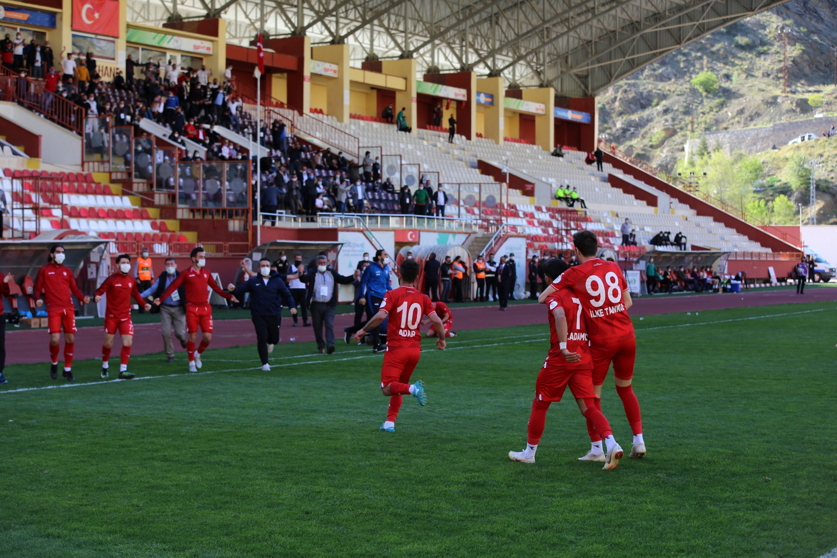 Gümüş umutlandı: 1-0 25