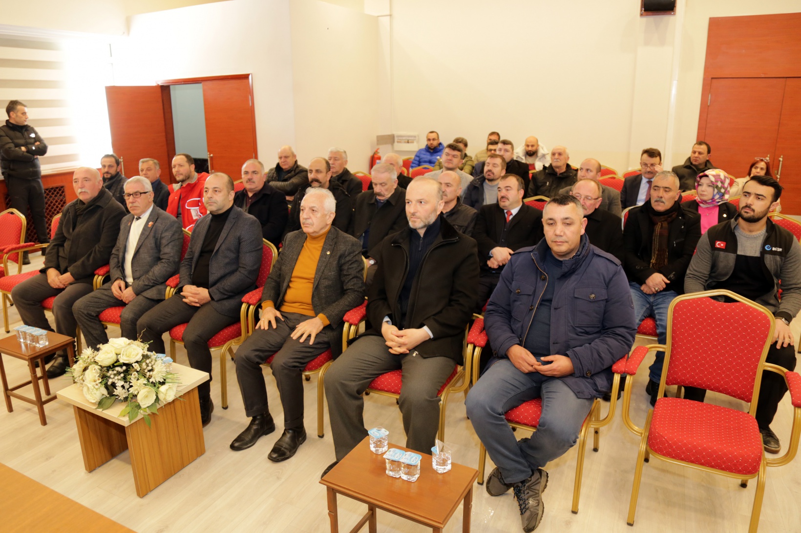 Vali Taşbilek “Tekrar gayret, ha gayret” diyerek yardım kampanyalarının devamını istedi 2