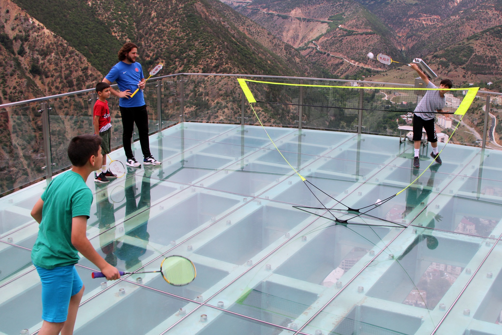 Gümüşhane’de adrenalin dolu badminton antrenmanı 2