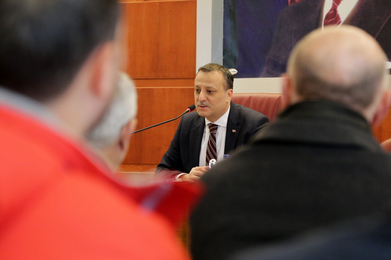 Vali Taşbilek “Tekrar gayret, ha gayret” diyerek yardım kampanyalarının devamını istedi 7