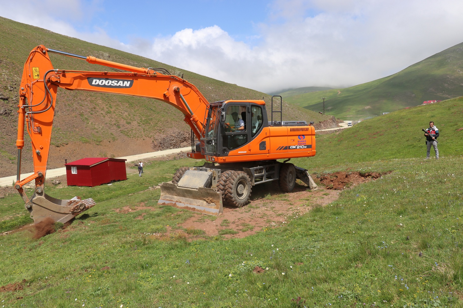 Ve kaçak binalar yıkılmaya başlandı 17