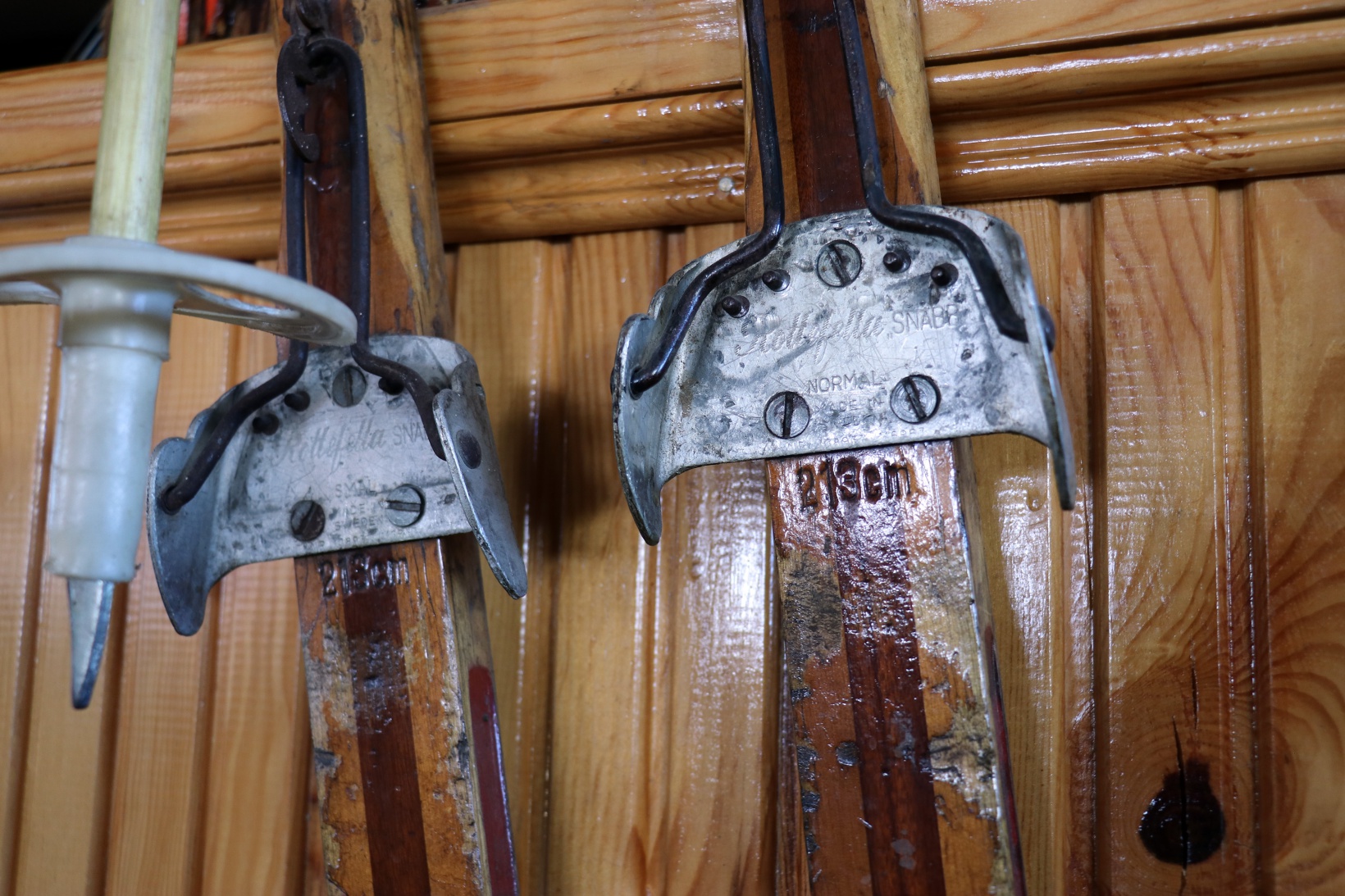 Yarım asırlık kayak takımına gözü gibi bakıyorlar 8