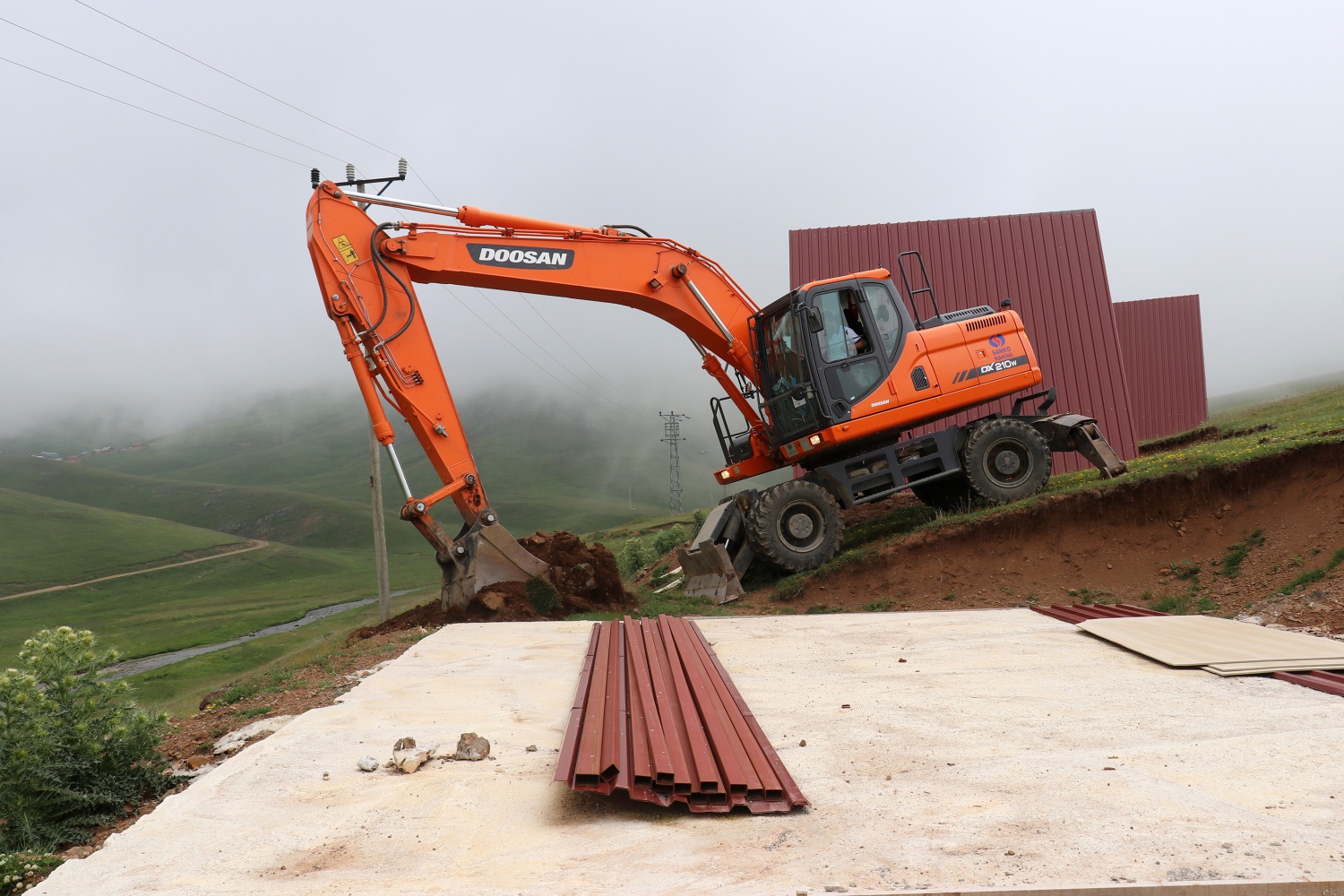 Ve kaçak binalar yıkılmaya başlandı 13