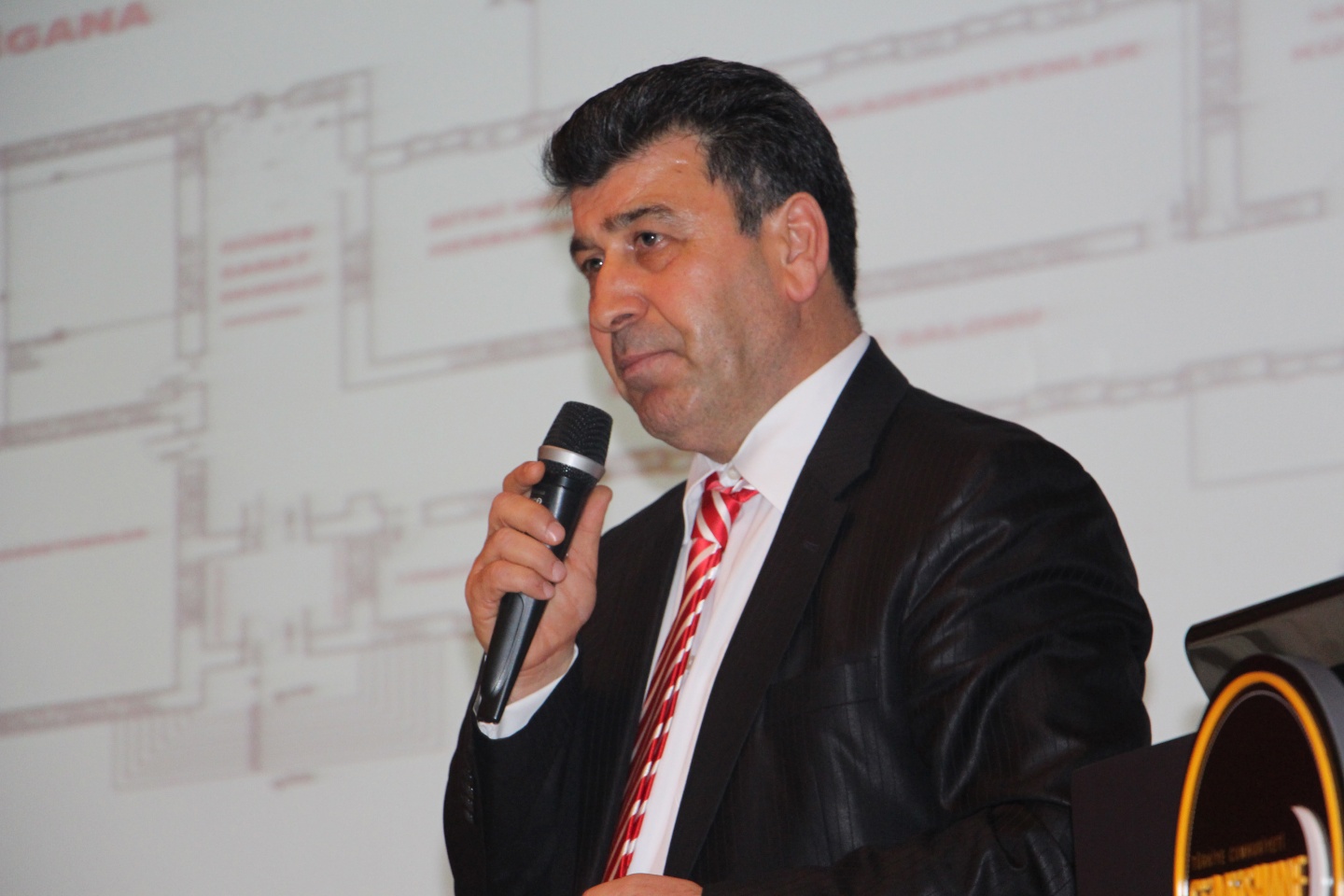 Gümüşhane’de ‘Kavimler kapısı Zigana’ konferansı düzenlendi 23