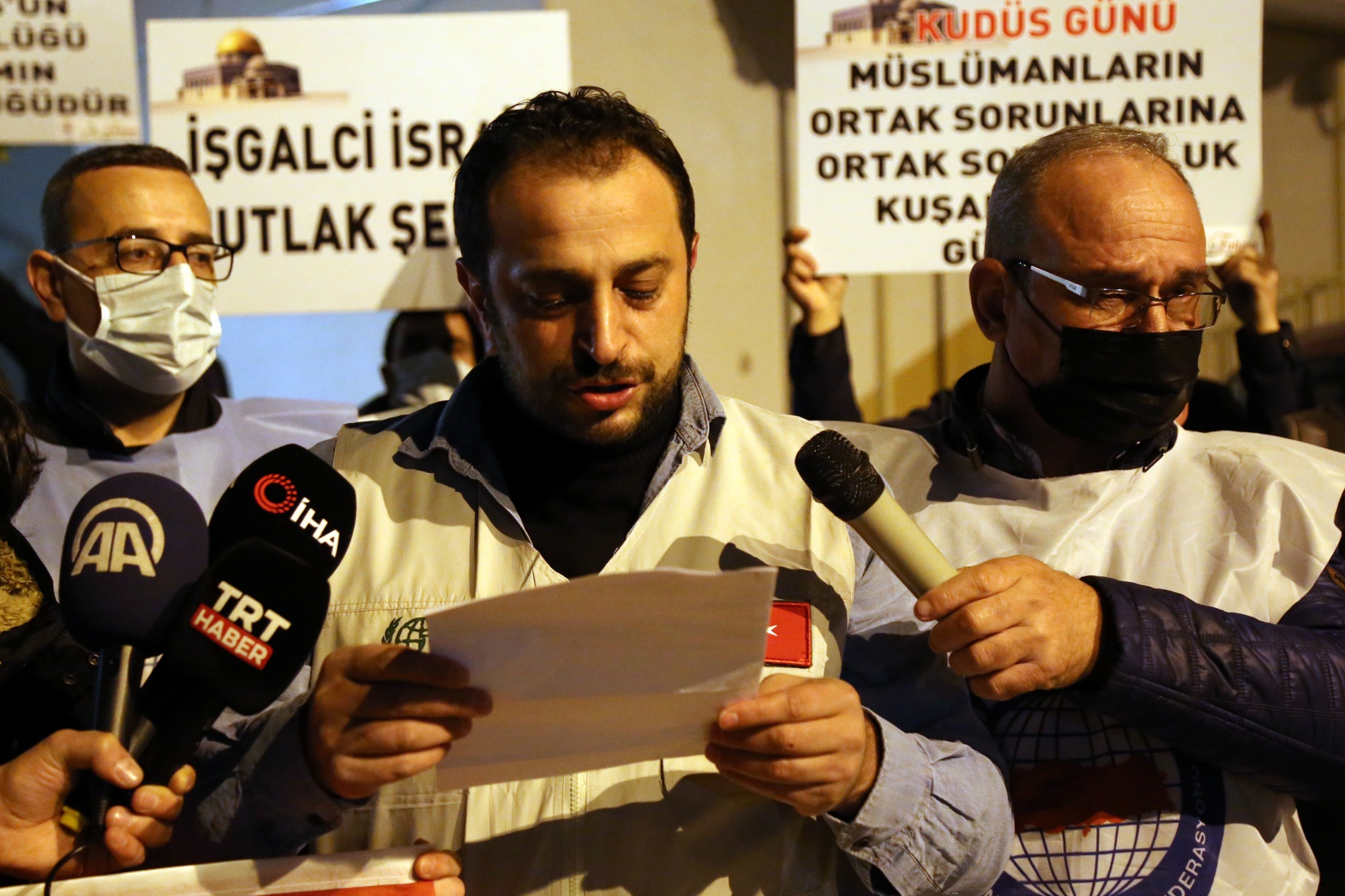 Gümüşhane caddelerinde 'Katil İsrail defol' sloganları 11