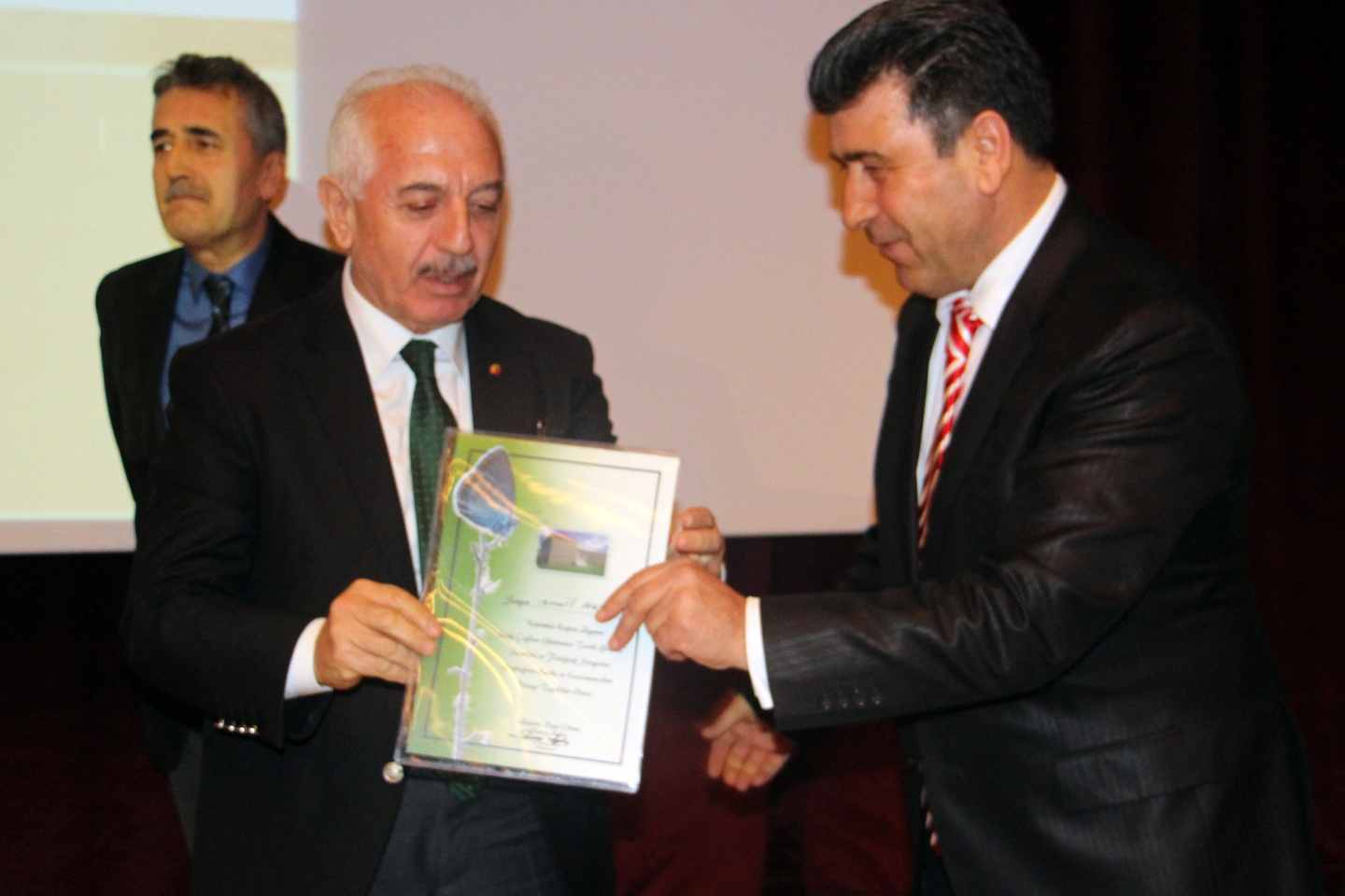 Gümüşhane’de ‘Kavimler kapısı Zigana’ konferansı düzenlendi 14