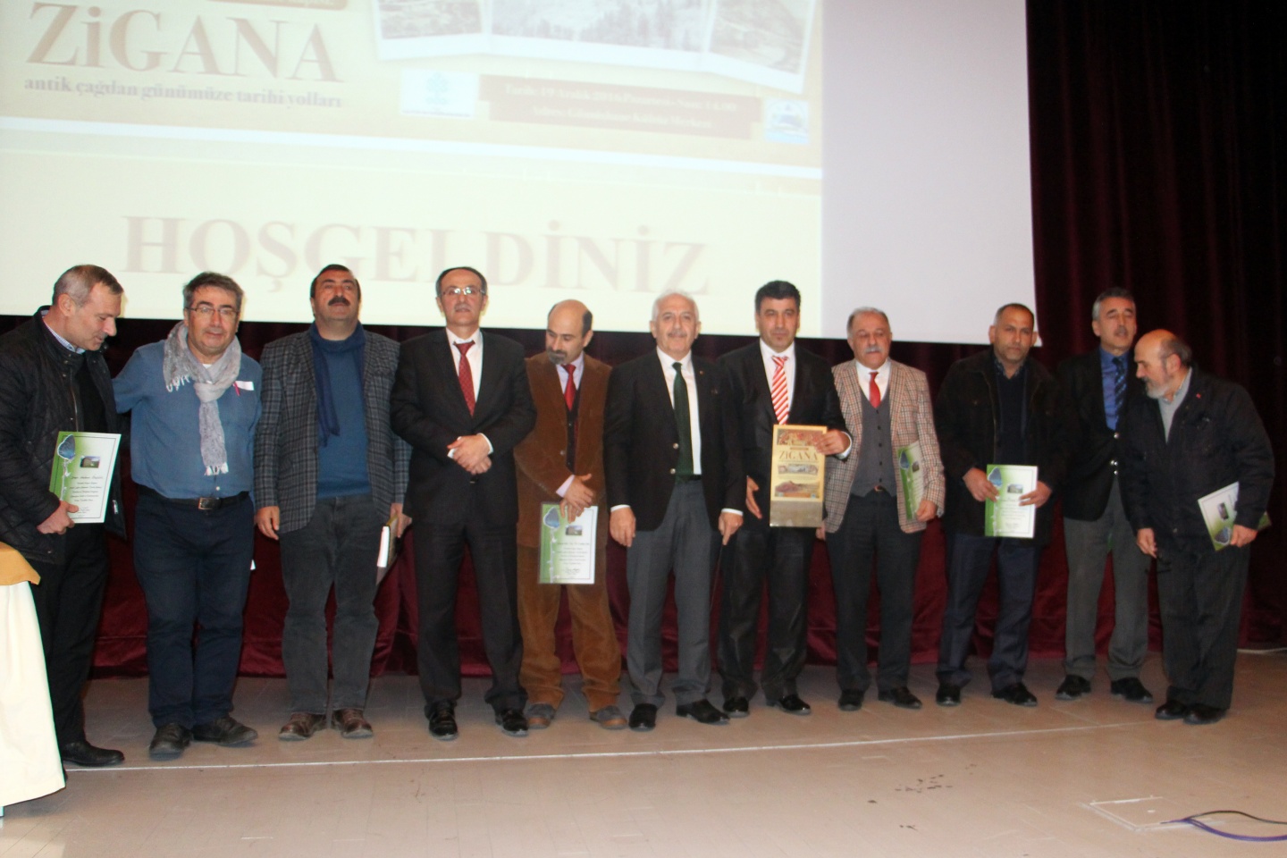 Gümüşhane’de ‘Kavimler kapısı Zigana’ konferansı düzenlendi 8