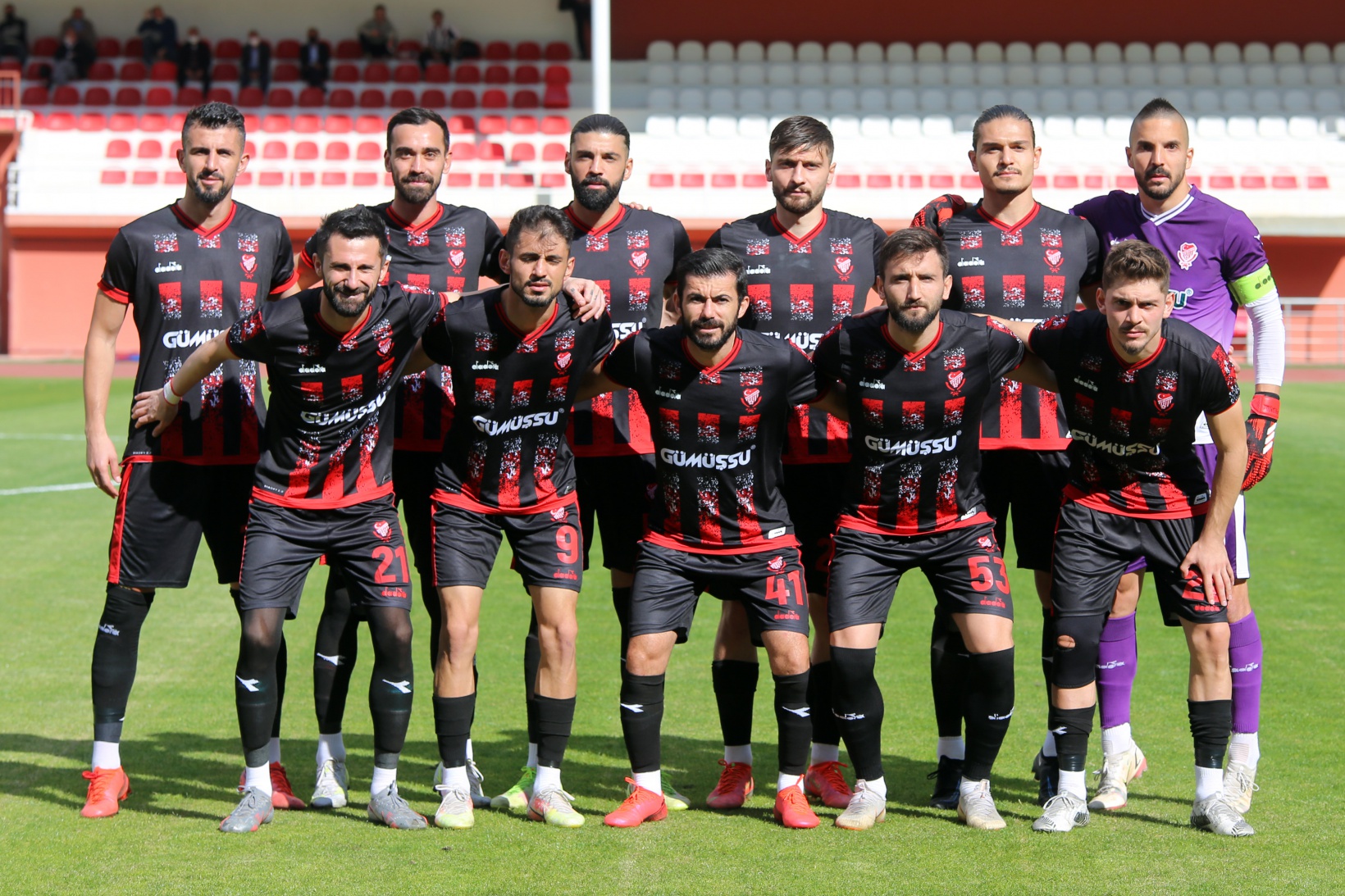 Gümüş 1 puana razı oldu 12