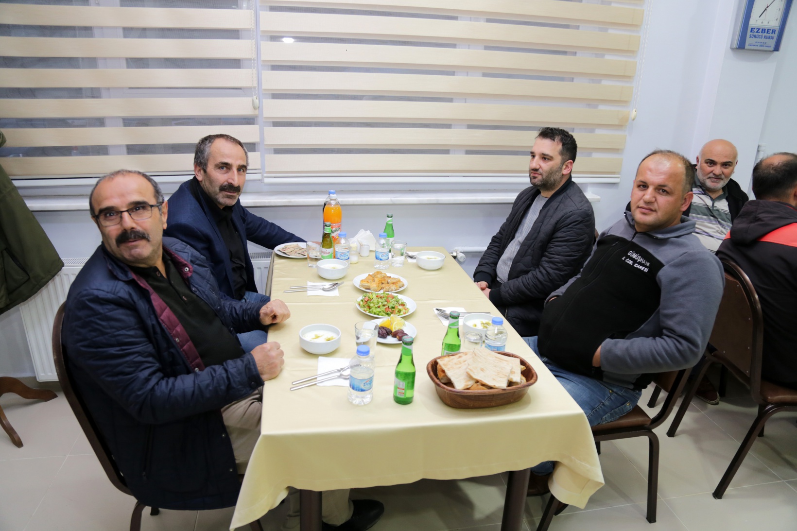 Özel İdare’nin iftarında buluştular 9