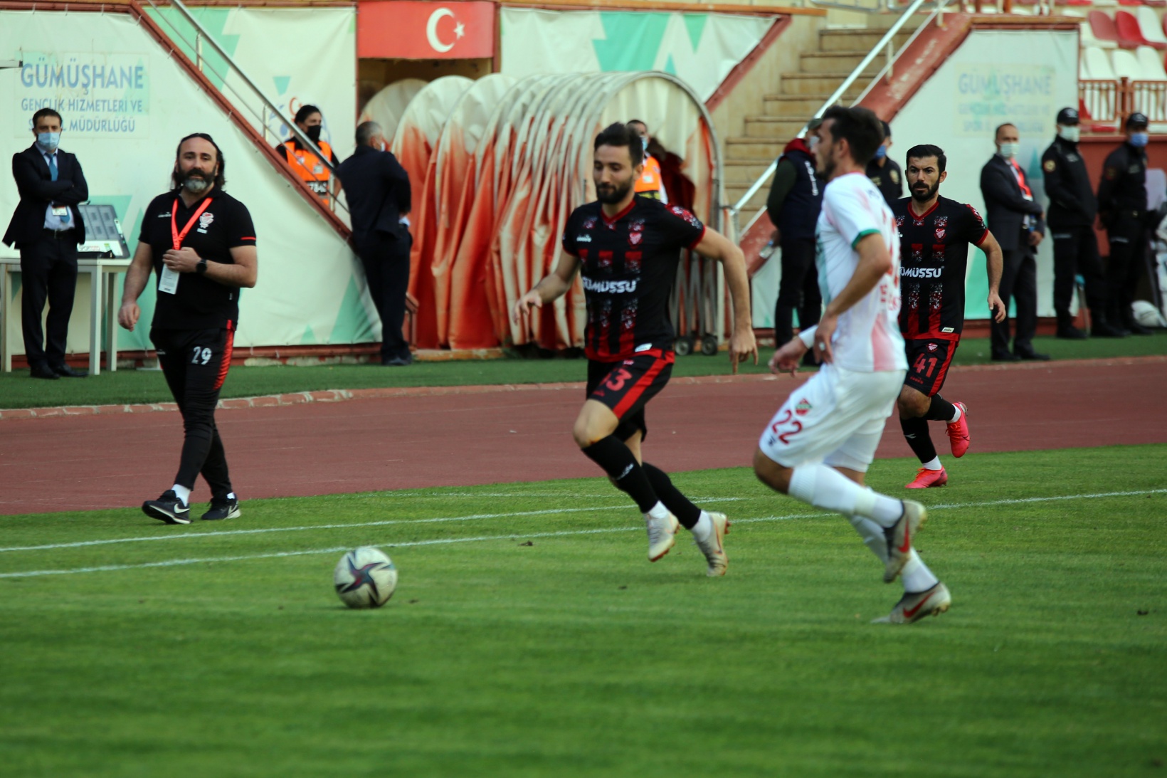 Gümüş 1 puana razı oldu 3