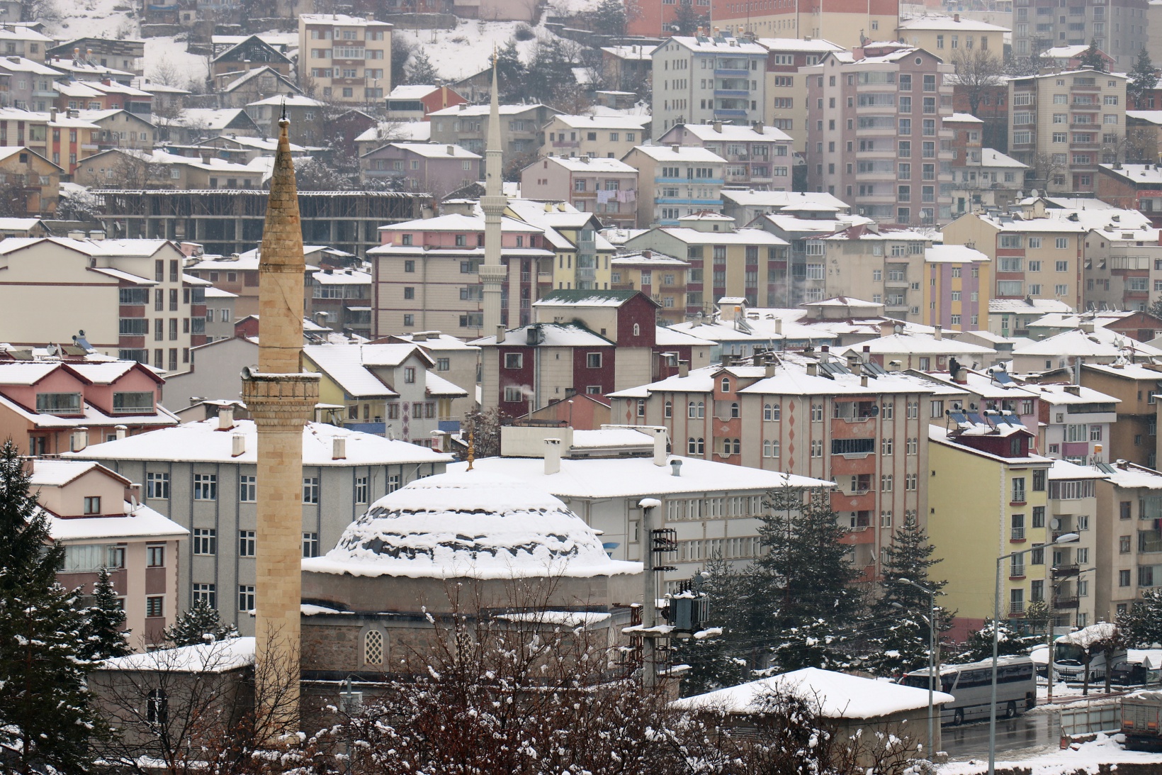 Gümüşhane’de kar kalınlığı 14 santimetreye ulaştı 10