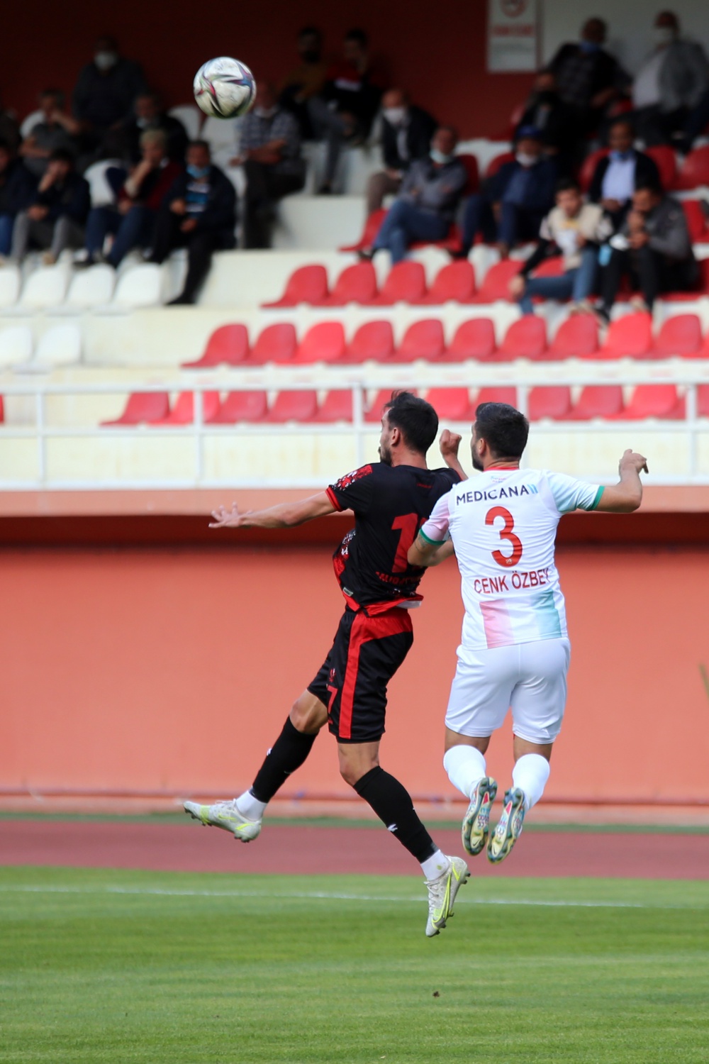 Gümüş 1 puana razı oldu 7