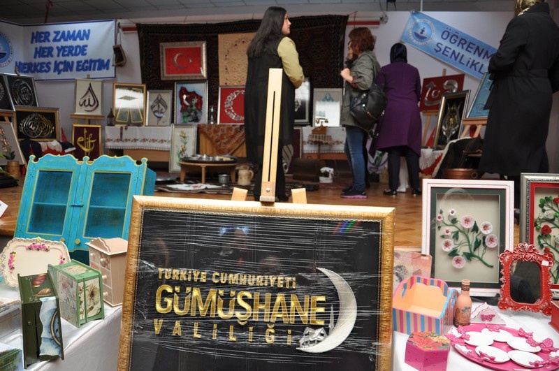 Gümüşhane’de Halk Eğitimi yılsonu sergisi açıldı 18