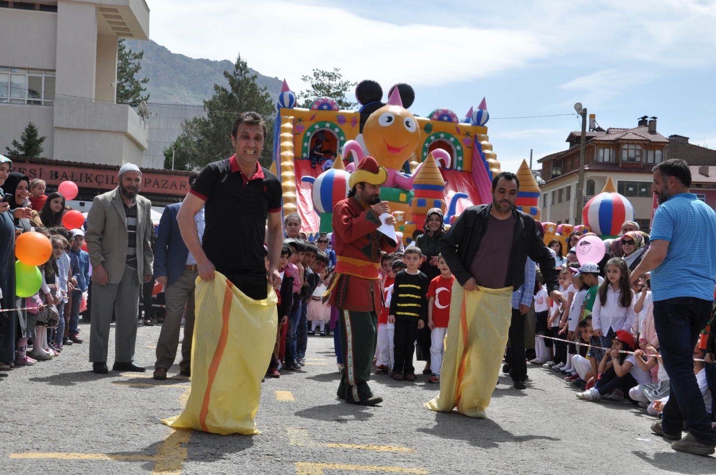 Minikler Okul Öncesi Eğitim Şenliği'nde 38