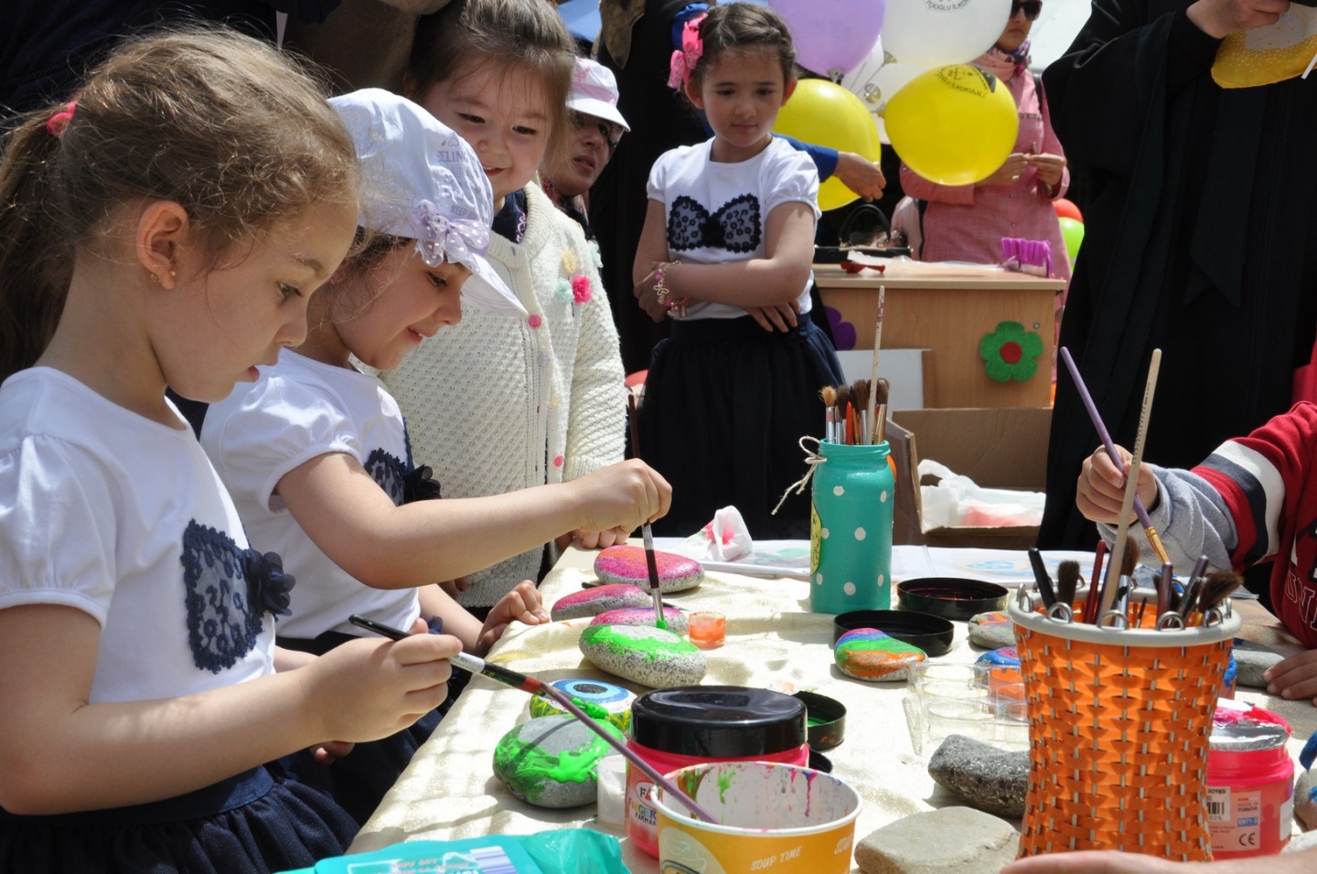 Minikler Okul Öncesi Eğitim Şenliği'nde 76