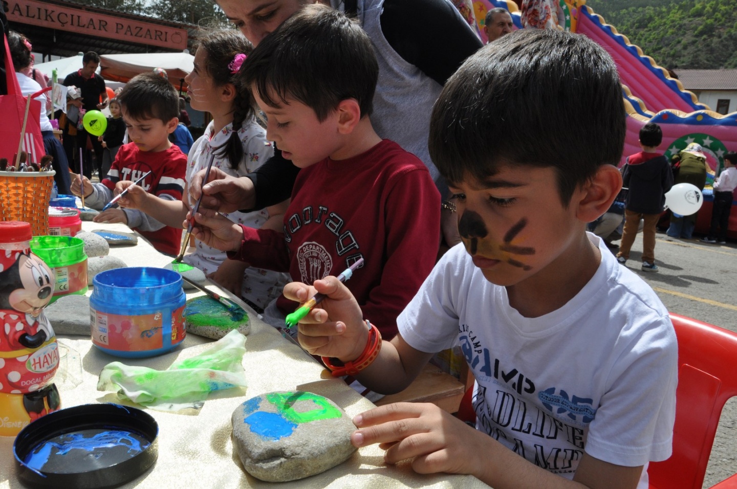 Minikler Okul Öncesi Eğitim Şenliği'nde 72