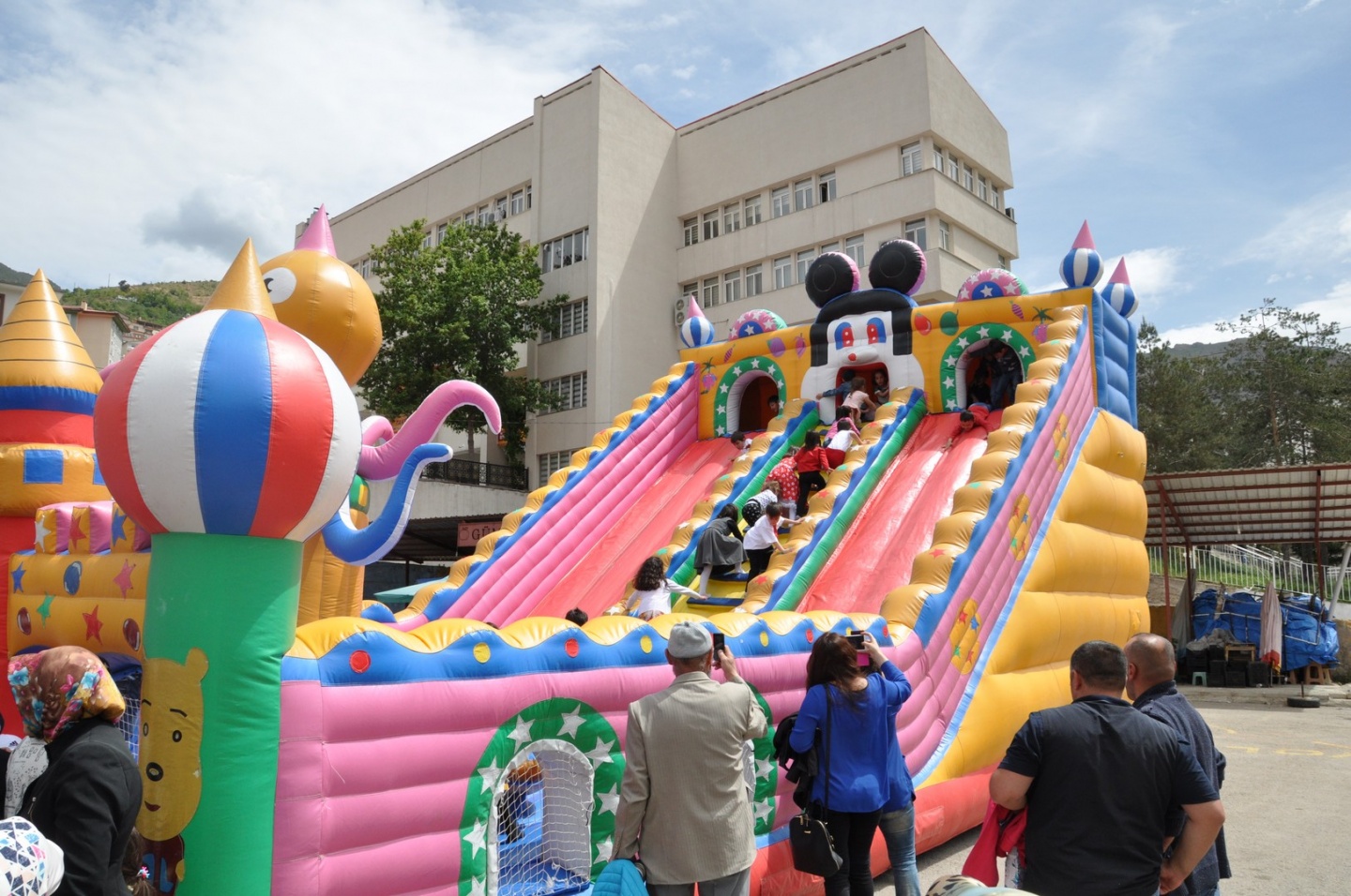 Minikler Okul Öncesi Eğitim Şenliği'nde 81