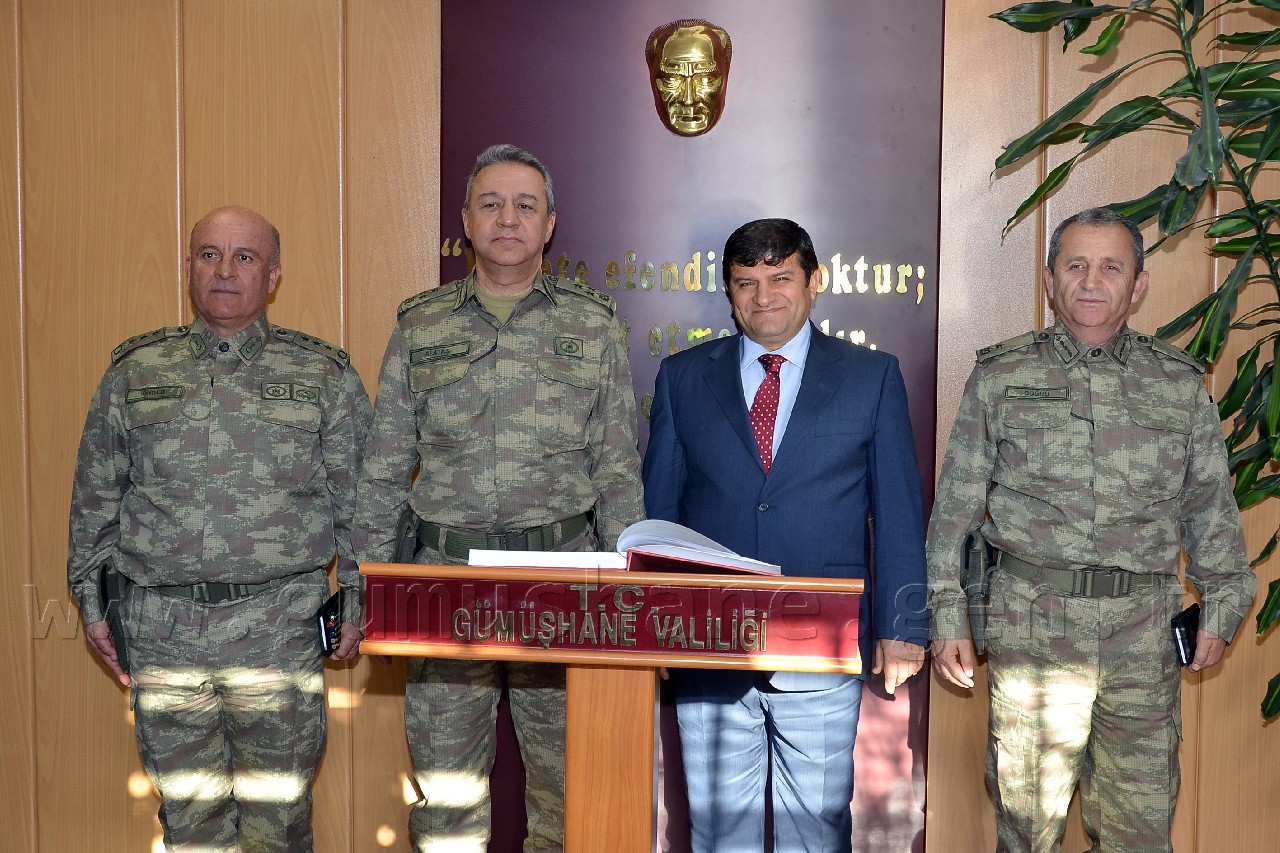 Korgeneral Alataş Vali Mayda'yı Ziyaret Etti 1