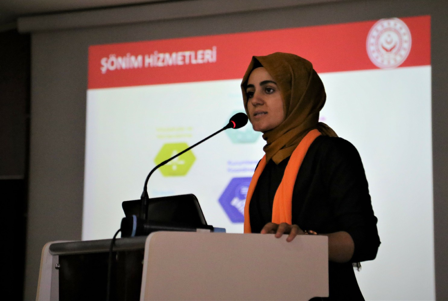 Kadına Yönelik Şiddet GÜ’de anlatıldı 7