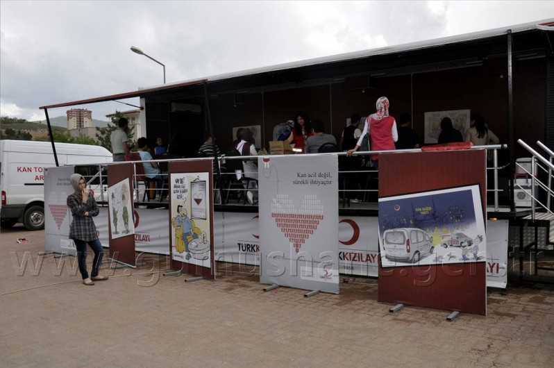 Üniversite Öğrencilerinden Kan Bağışına Yoğun İlgi 2