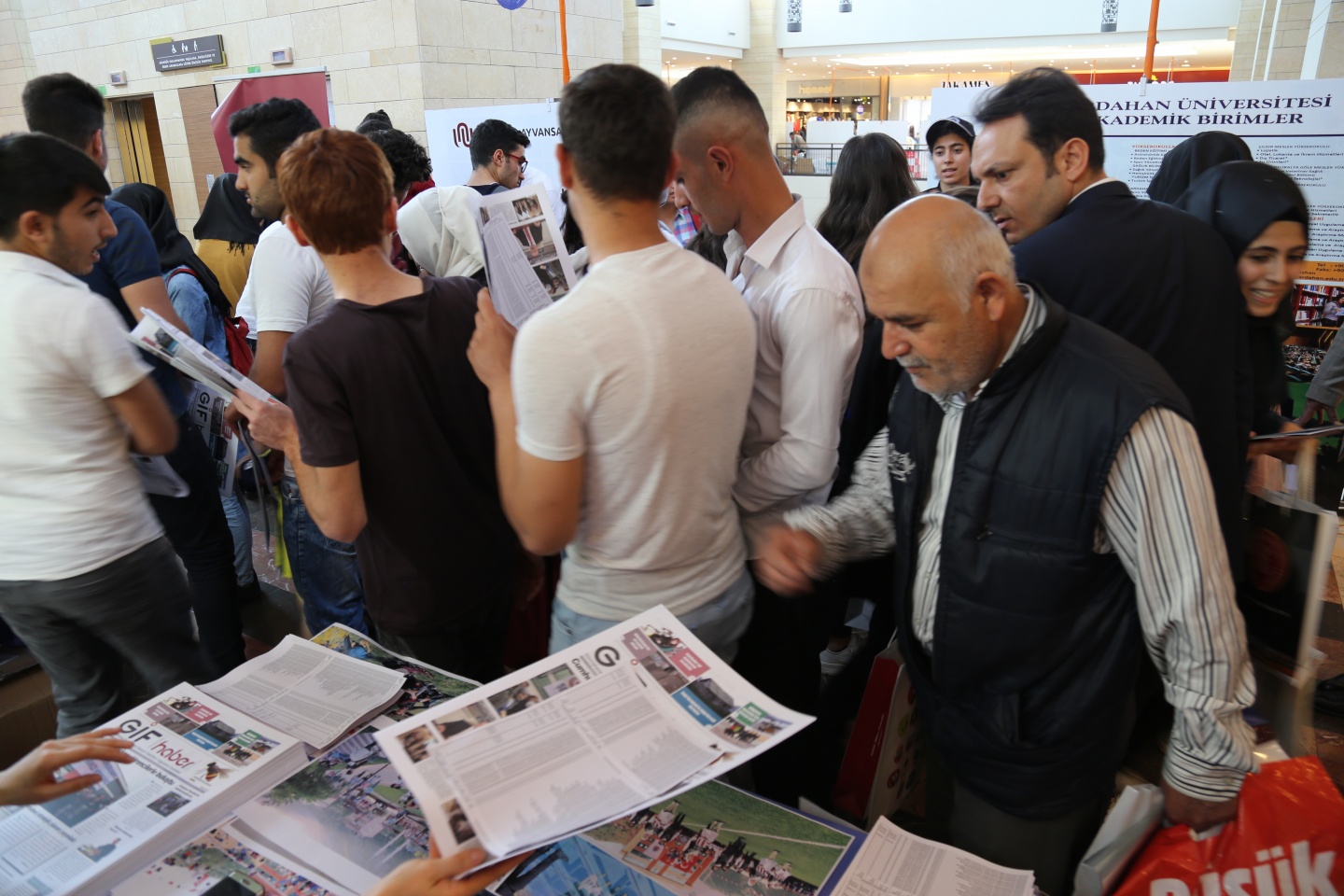 Gümüşhane Üniversitesi tercih öncesi üniversite adayları ile buluştu 7