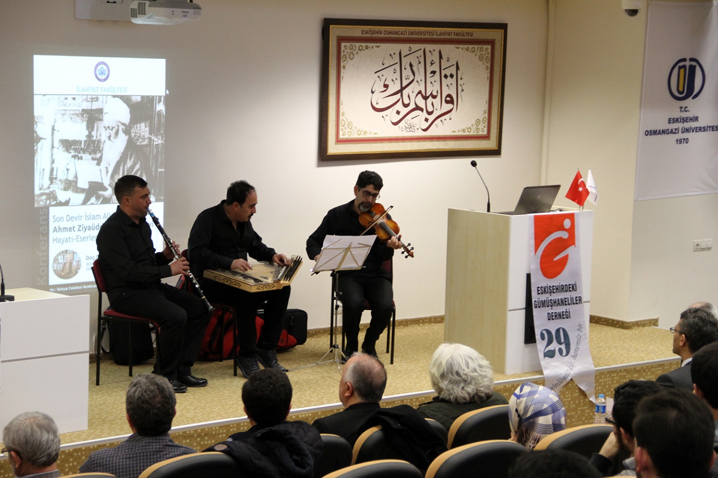 ‘Gümüşhanevi kabına ve dünyaya sığmayan bir alimdir’ 3