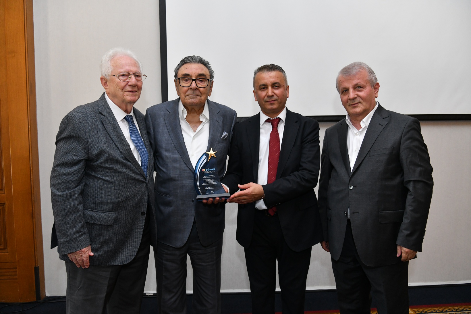 GÜSİAD, onursal başkanı Aydın Doğan’la buluştu 7