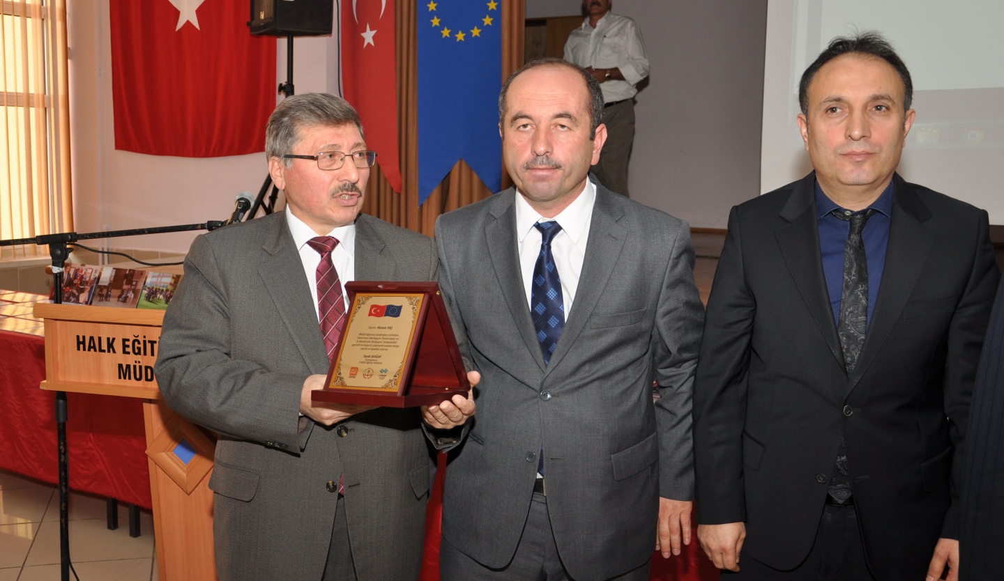 ‘Kızlarımız Okullaşıyor, Üniversiteler ve İş Alanlarıyla Buluşuyor’ projesi sona erdi 9