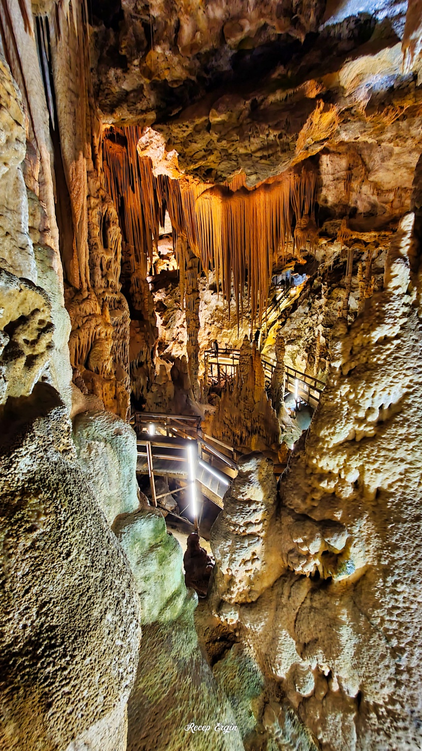 150 milyon yıllık Karaca Mağarası’nda sezon devam ediyor 14