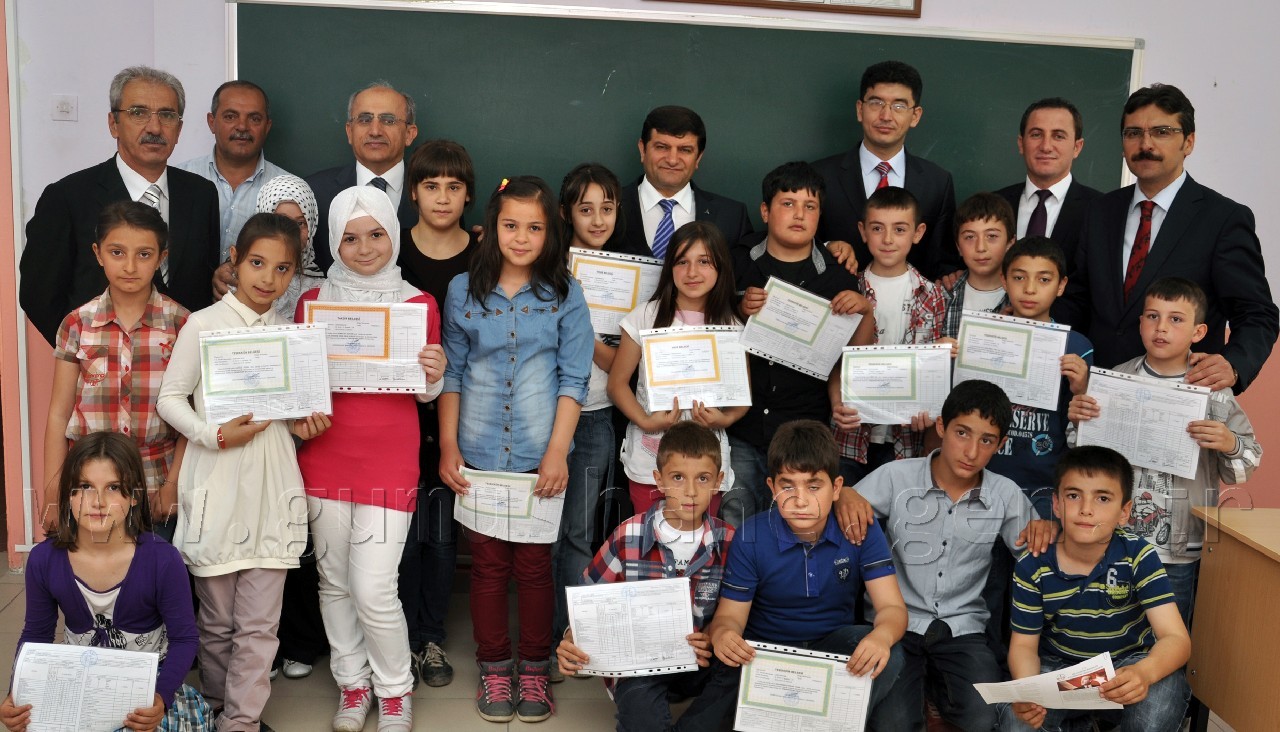 22 bin 473 Öğrenci Karne Aldı 14