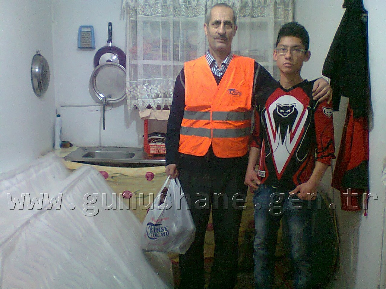Kimse Yok Mu Derneğinden Afganlı Mültecilere Yardı 1