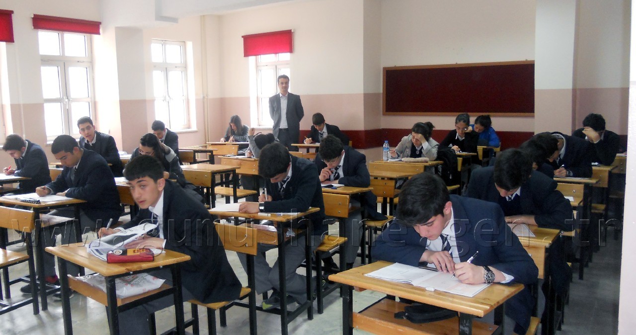 Fen Lisesinde Kitap Okuma Yarışması Düzenledi 3