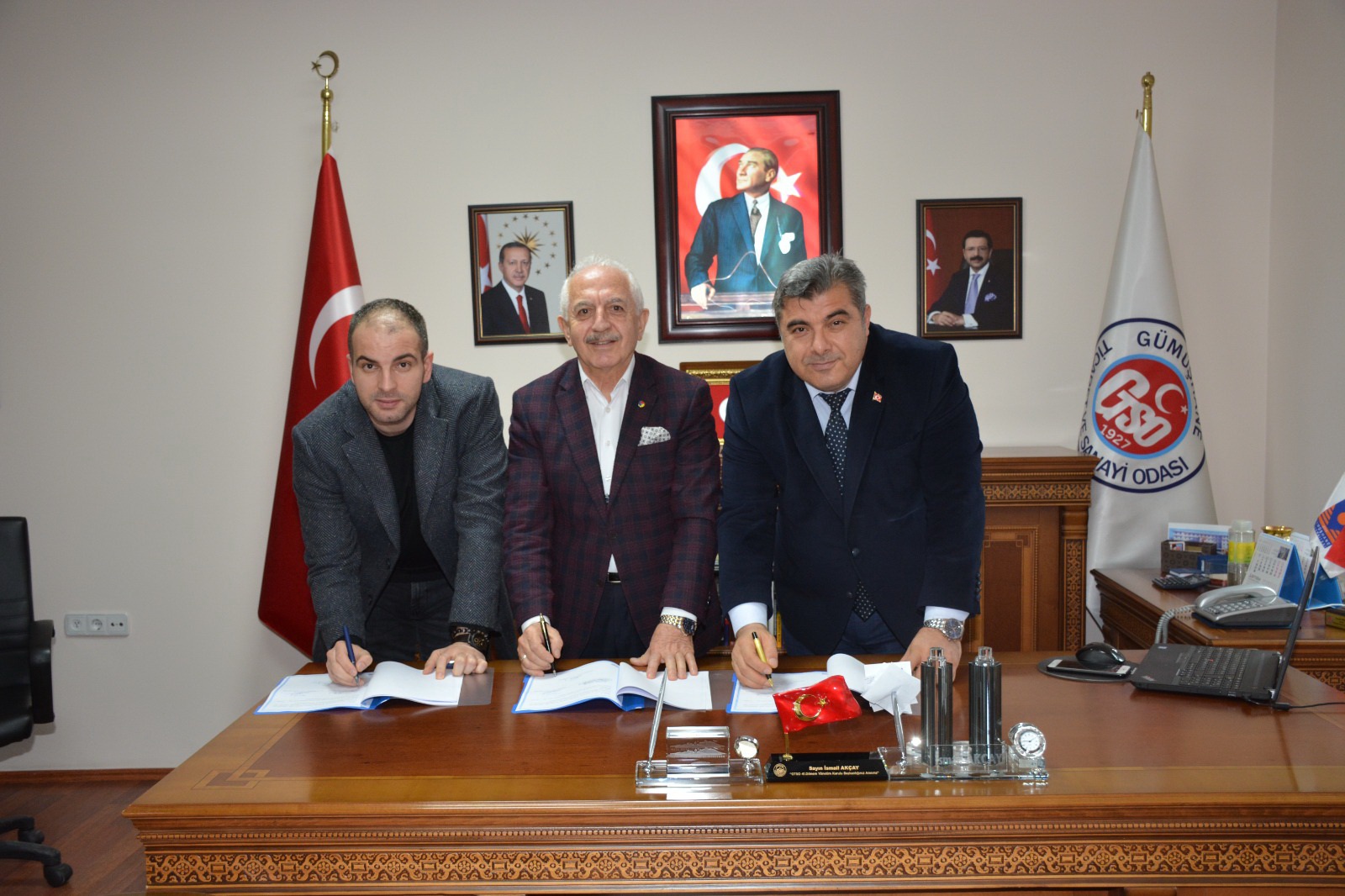 İlk madencilik öğrencisi seneye 3