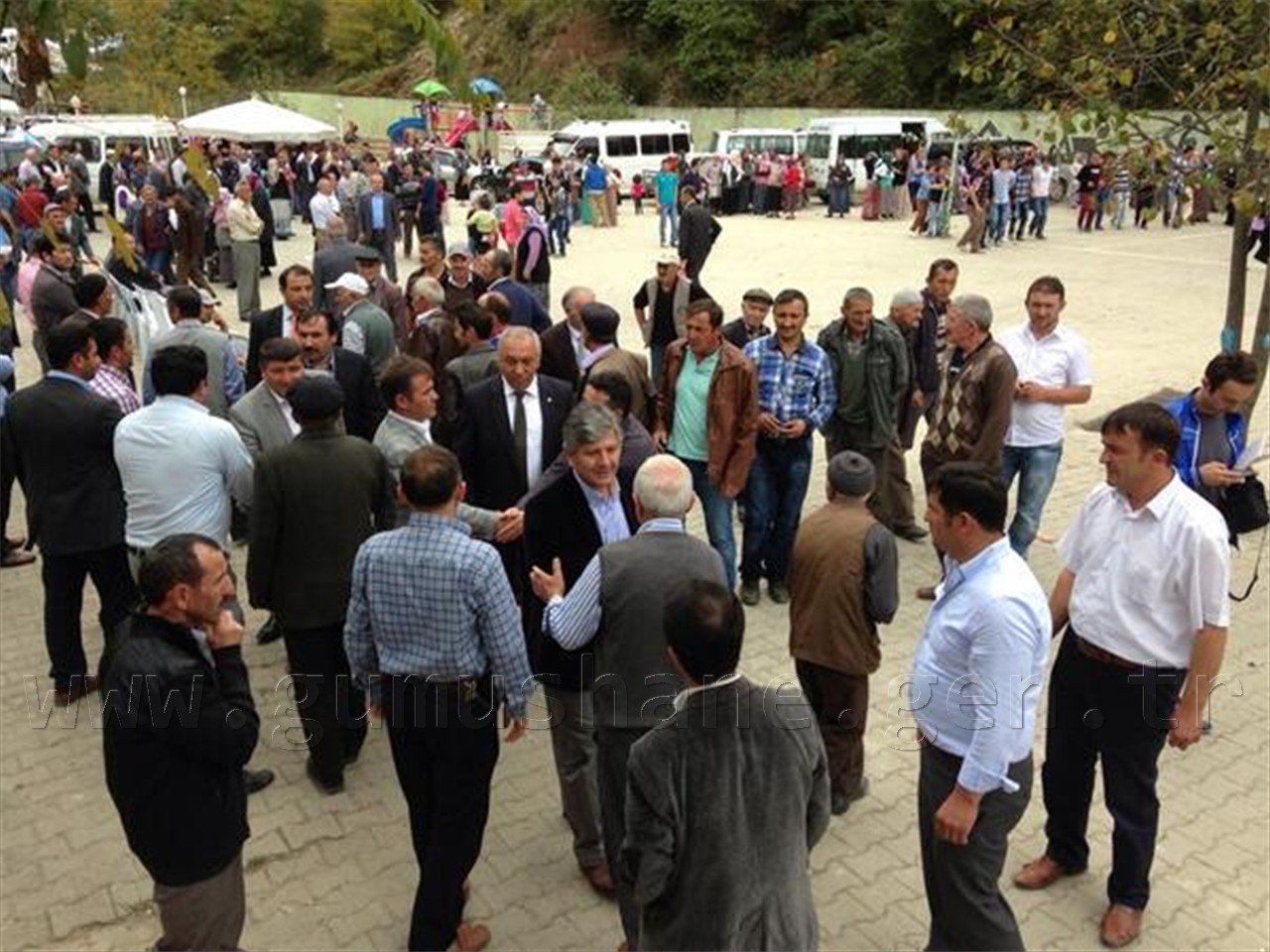 Milletvekili Aydın, Bu Bayramda da Gümüşhane'de Gidilmedik Yer, Sıkılmadık El Bırakmıyor 17