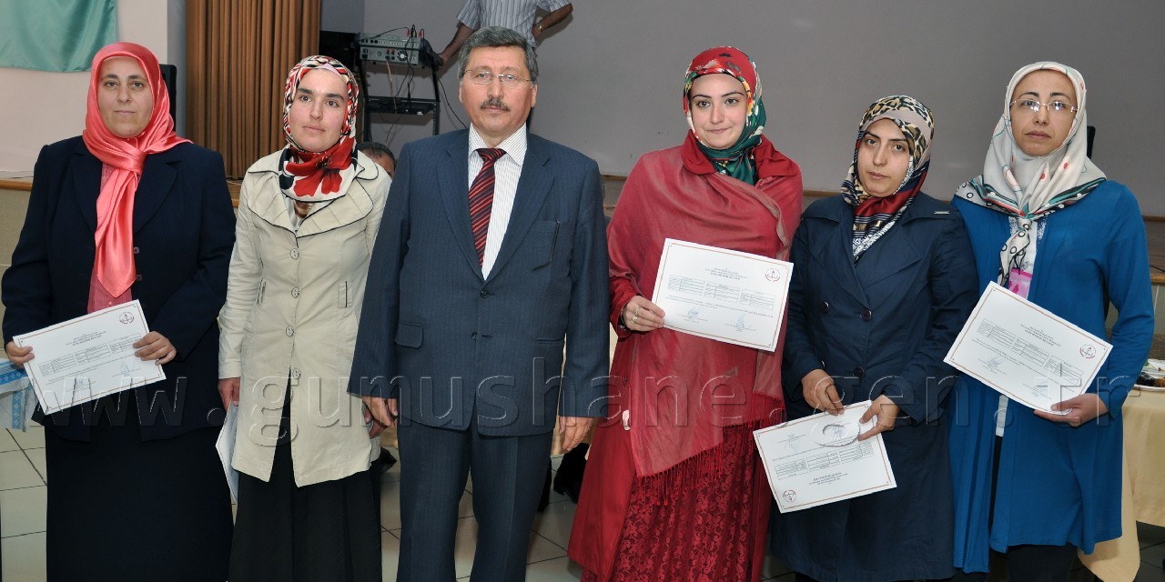 Halk Eğitim Merkezinde Belge Yağmuru 6