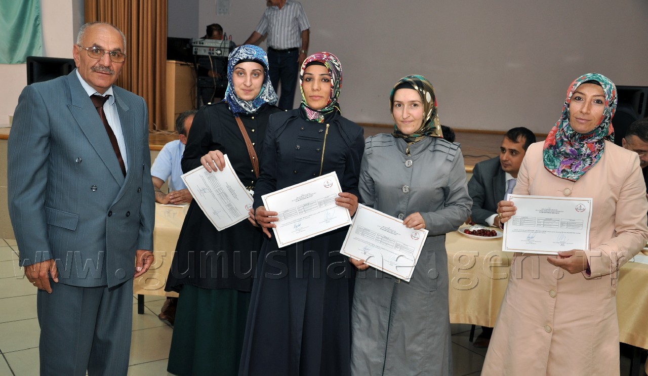 Halk Eğitim Merkezinde Belge Yağmuru 7